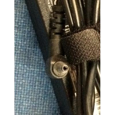Fujitsu 原廠火牛適配器(19V 3.42A 65W) 3.0x1.0mm