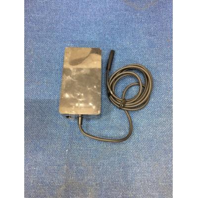 Microsoft 原廠火牛適配器(12V 3.6A 48W) 磁性卡扣